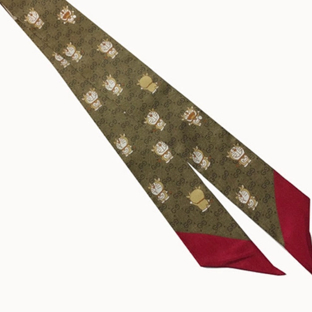 Gucci x Doraeman Limited Edition Mini Scarf/Twilly - Picture 4 of 8